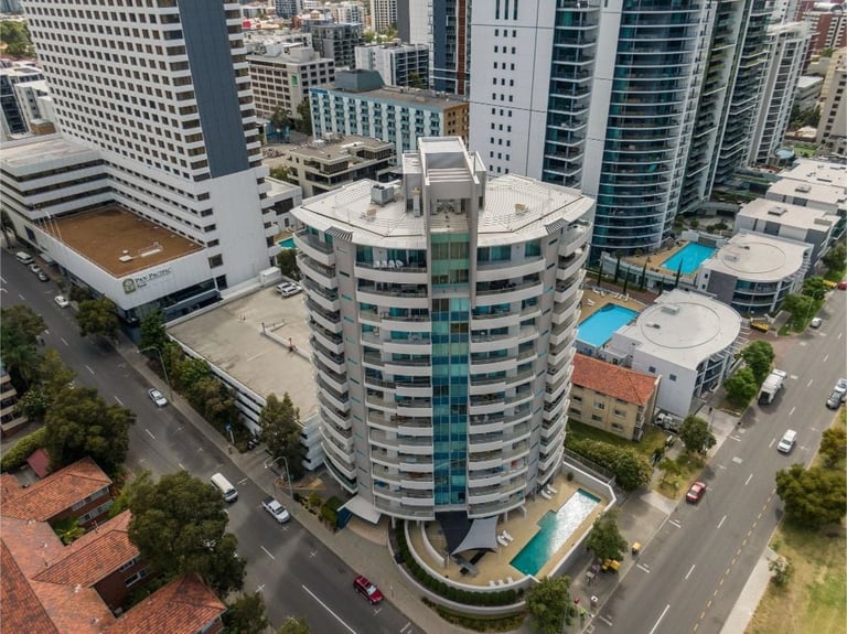 Hemisphere Apartments